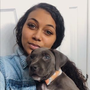 Meet your Posher, Jasmine